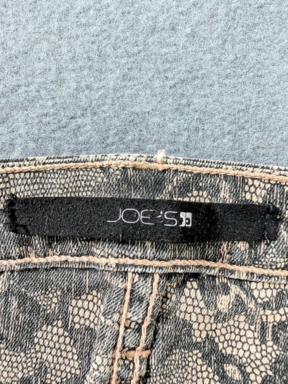 Joe's Jeans The Skinny Chantilly Lace Print Blush Black Low Rise Pants Size 27 - Picture 6 of 11
